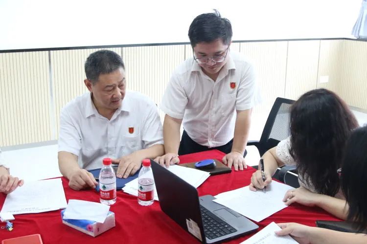简篇-海南省劳动人事争议联合调解中心 成功调处首起涉外集体劳动争议案件